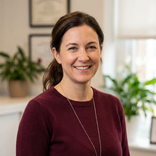 Photo de profil de Laura Bennett, affichée avec le titre de Responsable des Standards de Plateforme au sein de Prorogéance